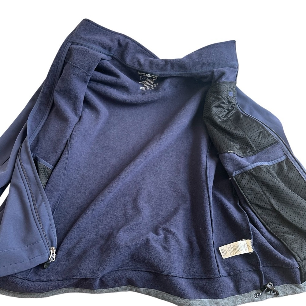 L. L. Bean Pathfinder Softshell Windproof Jacket … - image 3